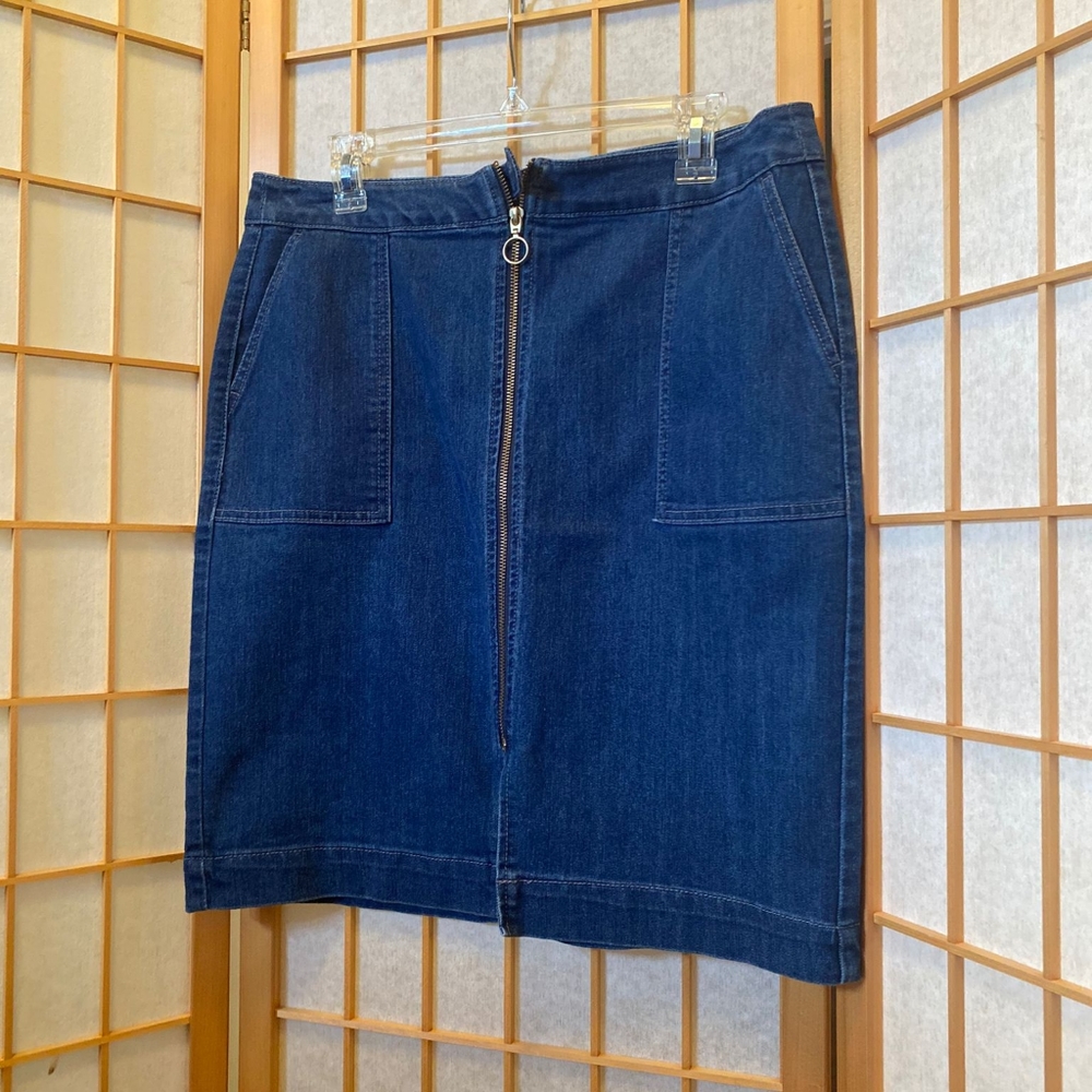 Jean skirt from zipper